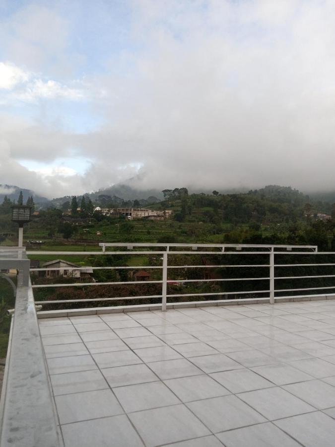 Villa Kaca 88 Cianjur Εξωτερικό φωτογραφία